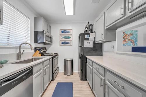 Sandpiper Cove 7200 Updated Beachwalk 2 bedroom 2 bathroom thumb 4