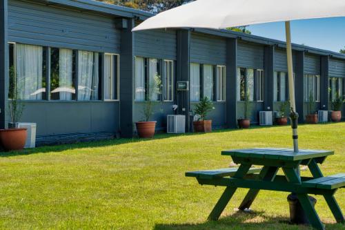 Echo Point Motor Inn