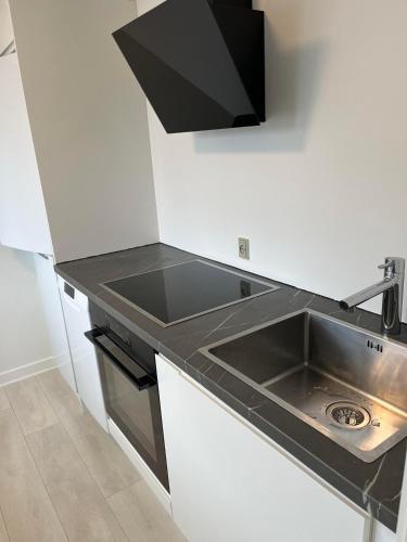 廚房, Casa Home of Bricks - Downtown Holidays in 比隆