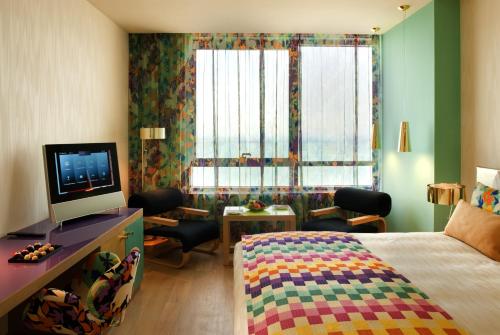 Grand Suite image 8