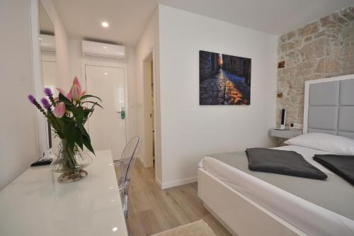 Bernardi Rooms 2 Room Type - Double Room