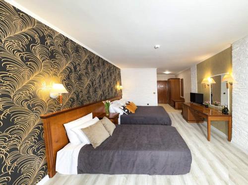 Hotel Yo - image 5