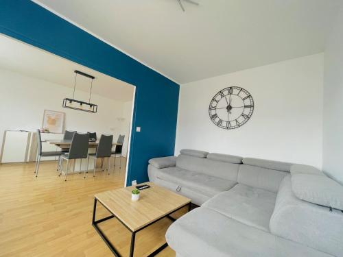 Grand 2 chambres & parking - Apartment - Besançon