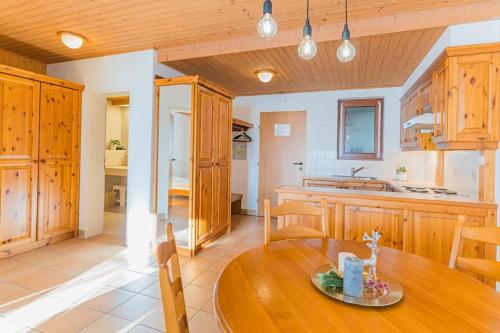 Cocina, Atemberaubende Aussicht, direkter Pistenzugang in Treffen Am Ossiacher See