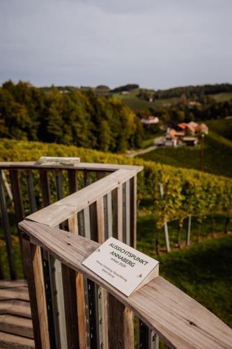 Weingut Sternat vlg. Schmalzpeter