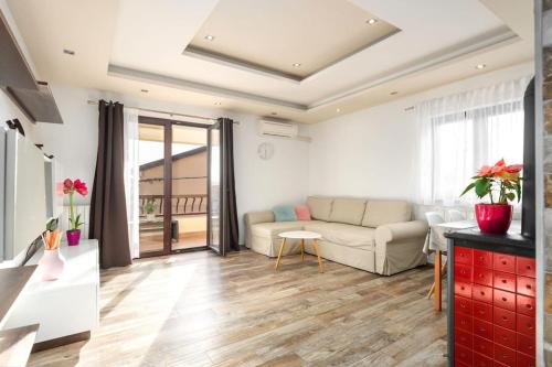 Melani by Briskva in 比斯薩克