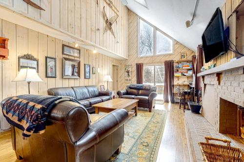Bear's Crossing Retreat