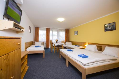 Hotel Helena in روكيتنايس ناد جيزيرو