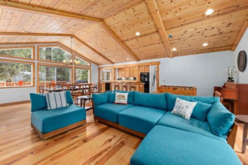 Tahoe Grand on the West Shore - Pet Friendly & Hot Tub! photo 3