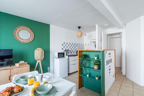 Зручності, Appart'Hotel BelleEscale Versailles Saint Cyr l'Ecole in Сан-Сир-ль'Еколь