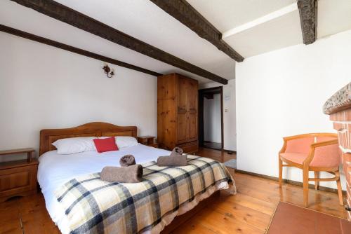 Double Room with Private Bathroom image 3
