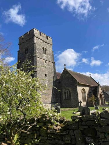 Relaxing studio and garden in St Hilary