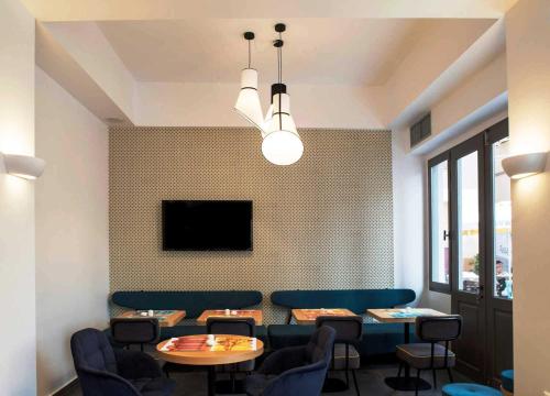 ห้องอาหาร, Athena hotel in นัฟพลิออน