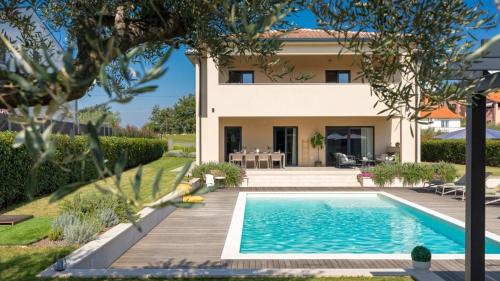 Villa with Private Pool image 10