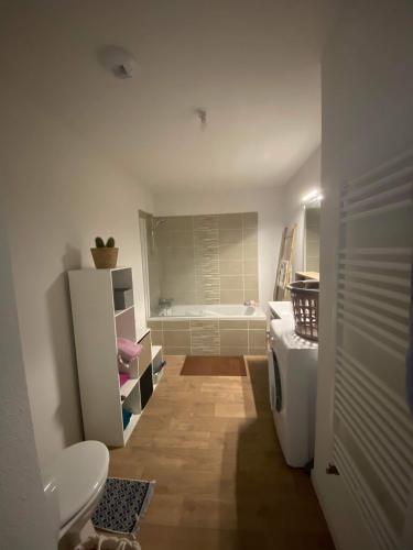 Appartement cosy avec Parking bordeaux, Bordeaux (Foto 2)