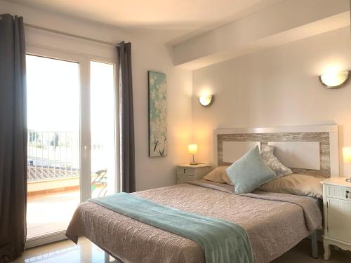 Waterside Apartment - Two Bedroom 2