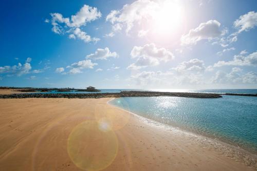Elba Carlota Beach & Convention Resort