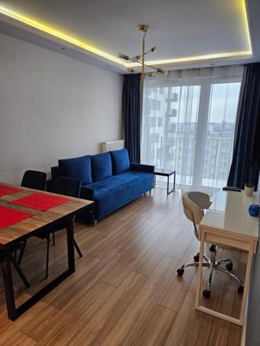 Nowoczesny i komfortowy apartament przy ulicy Kurpiowskiej blisko centrum miasta