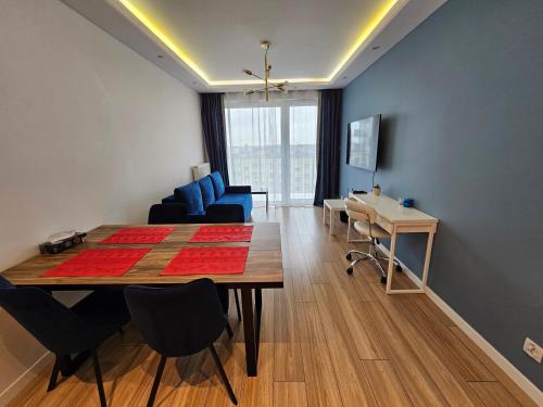 Nowoczesny i komfortowy apartament przy ulicy Kurpiowskiej blisko centrum miasta