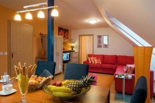 Apartment (6 Adults)