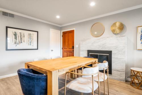 設施, 4BR Lux Los Gatos Home: Style & Comfy in 洛思加圖斯