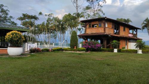 Hotel campestre Alto de las aves