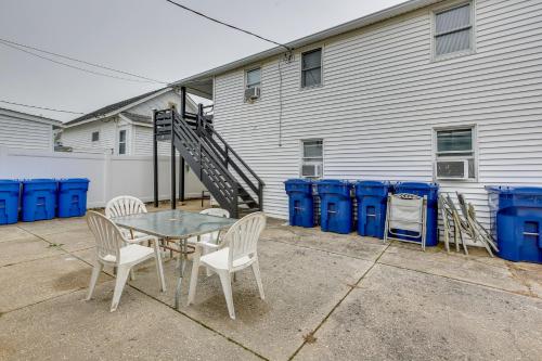 Wildwood Apartment, Walk to Crest Pier and Beach! in Wildwood, USA