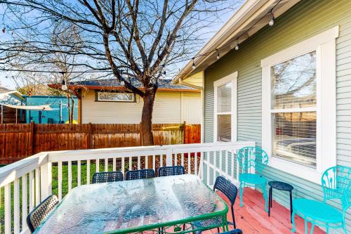 The Yellow Door Bungalow in San Antonio, USA