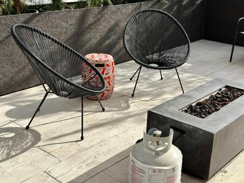 Resort Getaway in Private Garden Terrace Villa w Luxury Amenities, Los Angeles (photo 11)