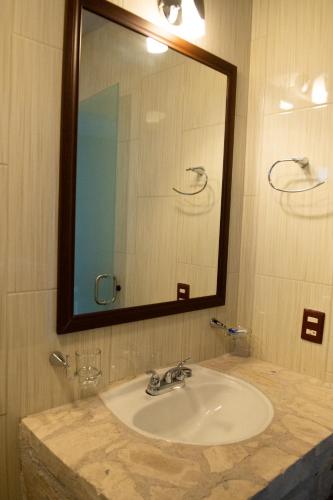 525003797 Hotel Boutique Sacramento