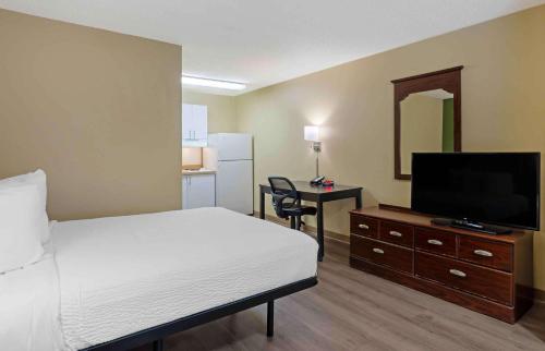 Extended Stay America Select Suites - Durham - University in Durham, USA