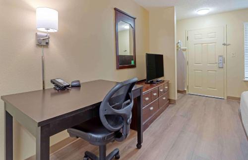 Extended Stay America Select Suites - Durham - University in Durham, USA