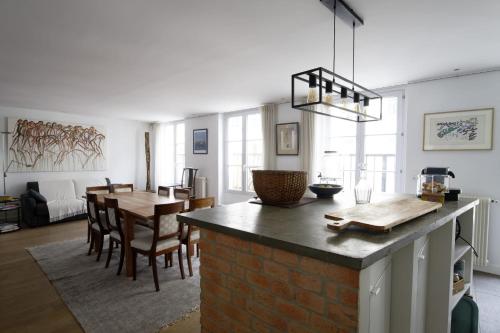 A haven of peace in the heart of Paris - main image