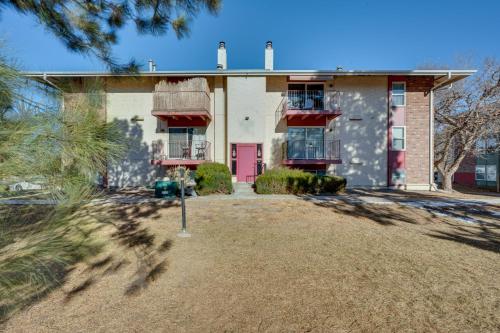 Cozy Westminster Condo 14 Mi to Downtown Denver! in Westminster, USA