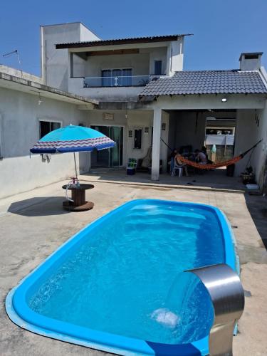 Casa com piscina Itapoá Itapema do Norte