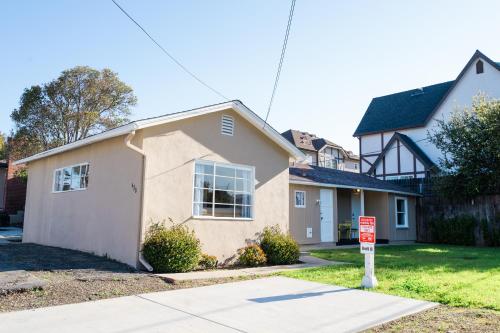 Solvang Bungalow A