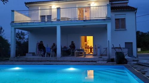 Holiday house with a swimming pool Debeljak, Zadar - 22275