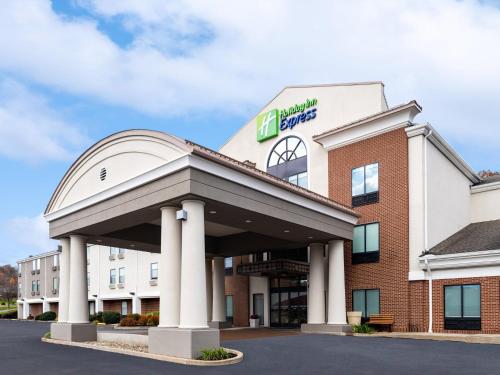 Holiday Inn Express Meadville (I-79 Exit 147a), an IHG Hotel