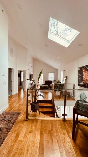 Perrin Place Unit 3 in Boston, USA