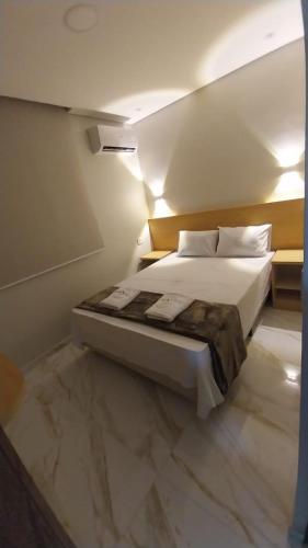 Deluxe Single Room image 10
