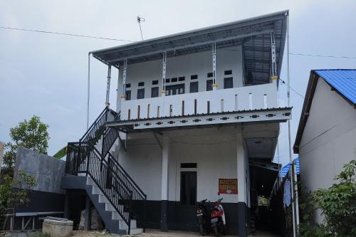 Exterior view of Hotel O Penginapan Al-asharNearWarung Acil Ubai