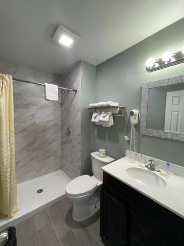 King Room with Spa Bath