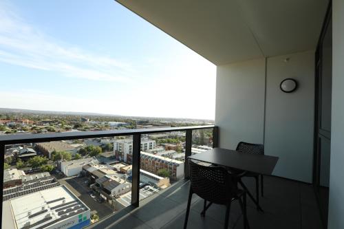 CBD Stunning High Floor View - FREE Parking FREE Netflix FREE Gym FREE Pool FREE Sauna FREE Coffee, Victor Harbor