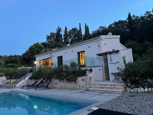 Villa Coco , un lieu convivial où se ressourcer. gîte à louer Kothoníkion