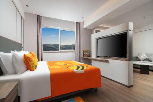 room detail thumbnail 1