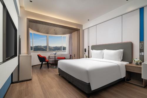 Holiday Inn Express Xiamen Lushan -Shopping Center, an IHG Hotel