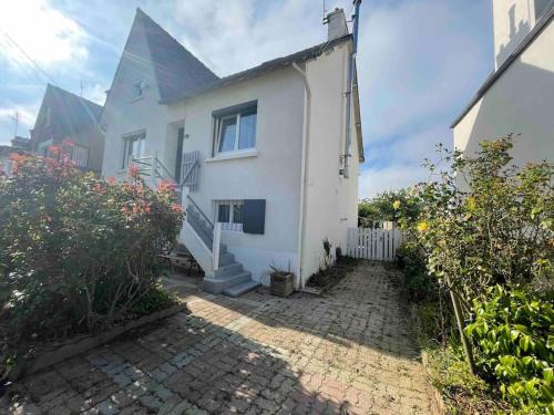 Maison spacieuse avec jardin, vélos et salle de sport - Location saisonnière - Saint-Brieuc