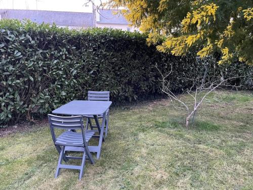 Maison spacieuse avec jardin, vélos et salle de sport