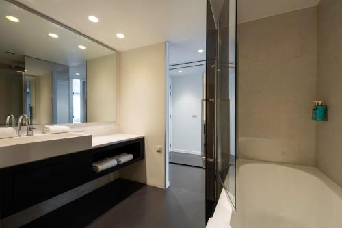 B-aparthotel Regent - image 7