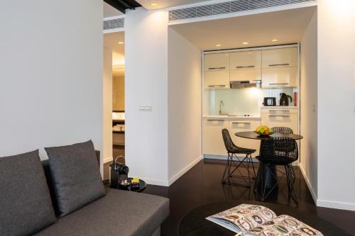 B-aparthotel Regent - image 14